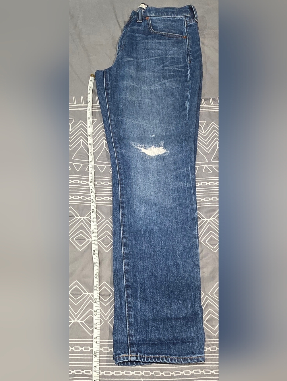 Madewell Distressed The Slim Boyjean Size 26 - Picture 3 of 9